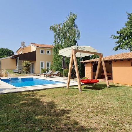 Sunny Garden Villa With Pool Loborika Bagian luar foto